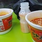 [EXO] 집몰래<b>탈출</b>해서 먹고있다 꿀