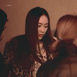 뮤비 최초 공개 자리에서 크리스탈