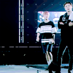 [EXO] 뒤에 세훈이 <b>시선</b>강탈