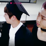 [방탄소년단] 준아... 옷여매....올려!!!!!!!