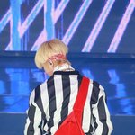 [NCT] 마크 궁딩이 궈<b>여워</b> ㅠㅠ