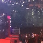 [EXO] ㅈ도 도움안되는 사진 <b>투척</b>
