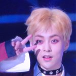 [EXO] 오늘 시우민 레카랑 무대 비교