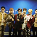 [EXO] 올해의 가수상 '<b>음반부문</b>' 2분기, 3분기 / 팬투표...