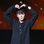 [인피니트] 스탠딩뛰는데 치마입고싶은토기들아...!