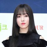 [여자친구] 얘들아 <b>유주</b> 중단발도 괜찮지않아?합성해봤어