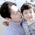 [EXO] 뜬금폰데 <b>이</b> 애기 존잘<b>이지</b>않냐