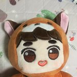 [EXO] 야 <b>친구년</b>이 휴덕한다고 이거 줬는데