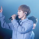 [시우민] 시우민의 <b>손끝</b> 좀 보세요ㅠㅠ