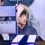 [드루와] 진짜 개잘생긴 애 찾았어ㅠㅠ 밀어주라