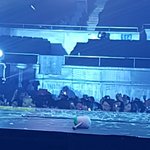 [EXO] 왜 <b>무대위</b>로 뭘 자꾸 던지고 그러냐