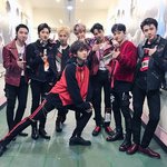 [EXO] 이거 한 번씩 봐라 <b>내</b> 눈물버튼임
