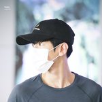 [EXO] 백현이 <b>어깨</b> 실물