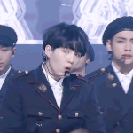 [방탄소년단] 읹기가1요 낫투데이 제복말이야 슴인증O