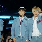 [EXO] 근데 ㄹㅇ 이옷은 낯익으면서 <b>생소</b>한 조합임