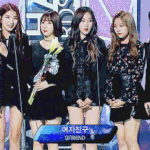 <b>유주</b>는 진짜예쁜데 뭔가 답답해보여..