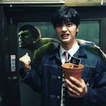고1들 첫날에 <b>교복</b>
