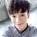[EXO] <b>입</b>턴년들 글삭댓삭은 <b>기본</b>으로 하여라