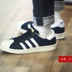 [EXO] 신발 뭐살지 <b>고민</b>중인데
