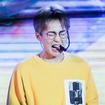 [시우민] 민석이 맛없는(?)<b>음식</b> 먹을때 표정