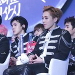 [시우민] 요정님은 제복도 잘 어울린<b>다구</b>~3~