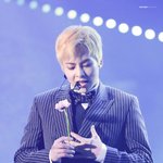 [시우민] 꽃을 든 남자 시우민