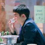 [EXO] 경수 <b>소주</b> 못마신다고 한 이후부터 이짤보면