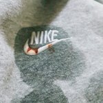 [EXO] ^^... 옷에 <b>염색약</b> 묻은거