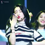 얘들아 이 옷 있잖아