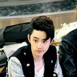 [EXO] 미친 우리학교에 도경수 데뷔초 닮은 샘 들어왔다