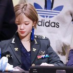 제복입은모습 쩐.....다 (<b>feat</b>.정연)