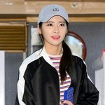 [댓글부탁해] <b>한쪽</b> 구석에서 재광이 담배를 피우고 있었다