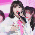 이상한 앞머리한 김세정 ㄷㄷㄷ.<b>gif</b>