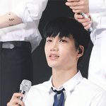 <b>비글</b>들 사이에서 나름 과묵한 男돌