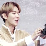 [백현] 백현이 거의 <b>손모델</b> 가능급!