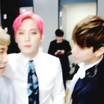 [BAP] 다들 깜짝 브2앱 봤오 ??