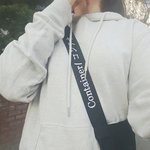 [드루와] 애들아 이거 매고<b>다니</b>먄 이상해?