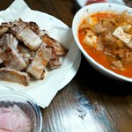 [댓글부탁해] 맛잇겟다고 솔직하게말하면 <b>한입</b>줄게