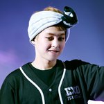 [EXO] 일본 <b>온천</b>같은데 가면 안내해주는 꼬마직원