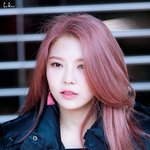 구구단 <b>나영</b> 핑크머리 진짜 이뻐