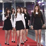 <b>배속</b>댄스 원조의 귀환!! 여자친구 러블리 패션 [엄지]