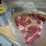 [자취요리] <b>투명</b> 여친을 위한 화이트데이 요리. '목살 스테이크'와...