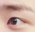 [EXO] 누가 경수 <b>눈썹</b> 좀 정리해주라