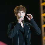 이거 무슨 <b>자켓</b>인지좀찾아주세요 남자옷 ㅠㅠ 제발요