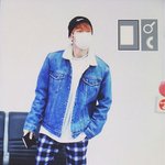 [백현] 백현이 <b>공항</b>에서 화보 또 찍었다~ㅎ
