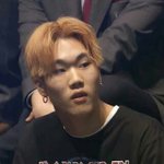 [댓글부탁해] <b>나방</b> 맨발로 밟아죽임