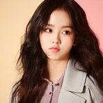 최근 <b>특유</b>의 분위기를 갖춰가는 김소현