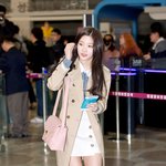 오늘 <b>정채</b>연 공항 핵이쁨