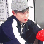 [EXO] <b>펀치</b>장난감 되기 vs 그냥 살기