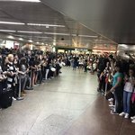 [방탄소년단] 부라지아공항이래 곧 뱅탠도착<b>하나</b><b>봄</b>